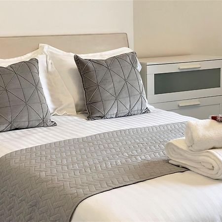 Robinhuts - 3 Bed Accommodation -Perfect For Contractors, Families & Students Kingston upon Hull Luaran gambar