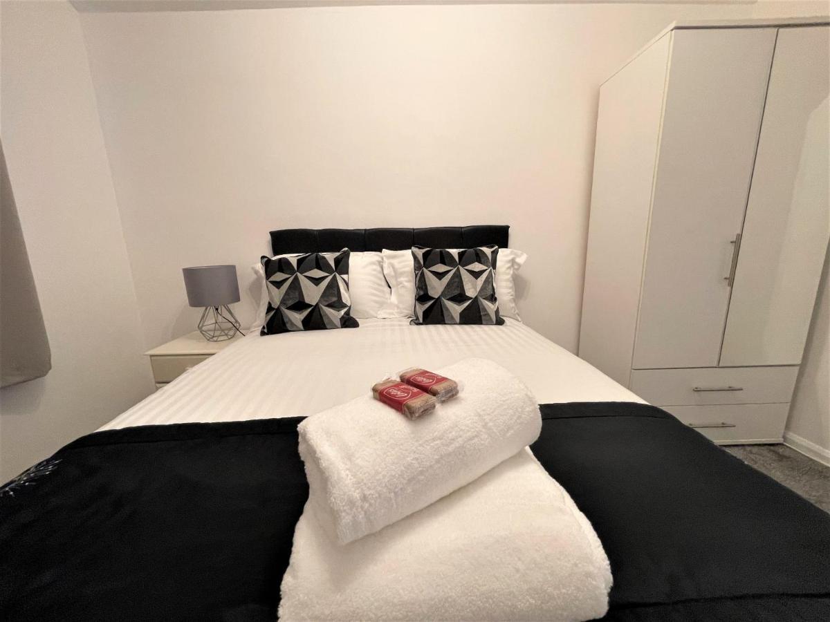 Robinhuts - 3 Bed Accommodation -Perfect For Contractors, Families & Students Kingston upon Hull Luaran gambar