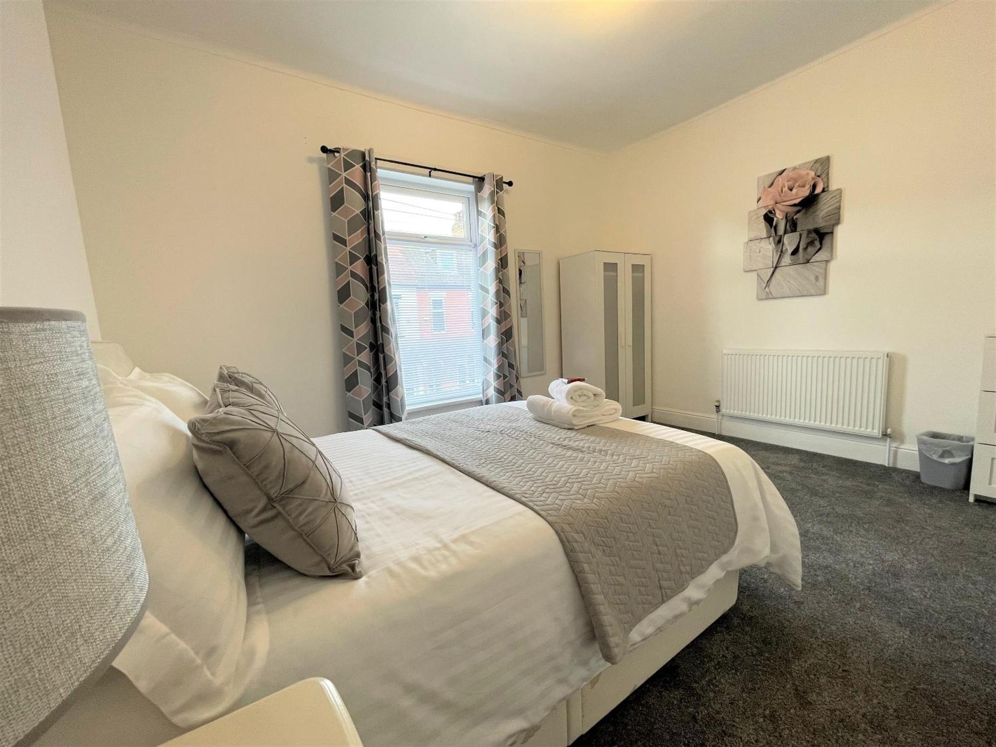 Robinhuts - 3 Bed Accommodation -Perfect For Contractors, Families & Students Kingston upon Hull Luaran gambar