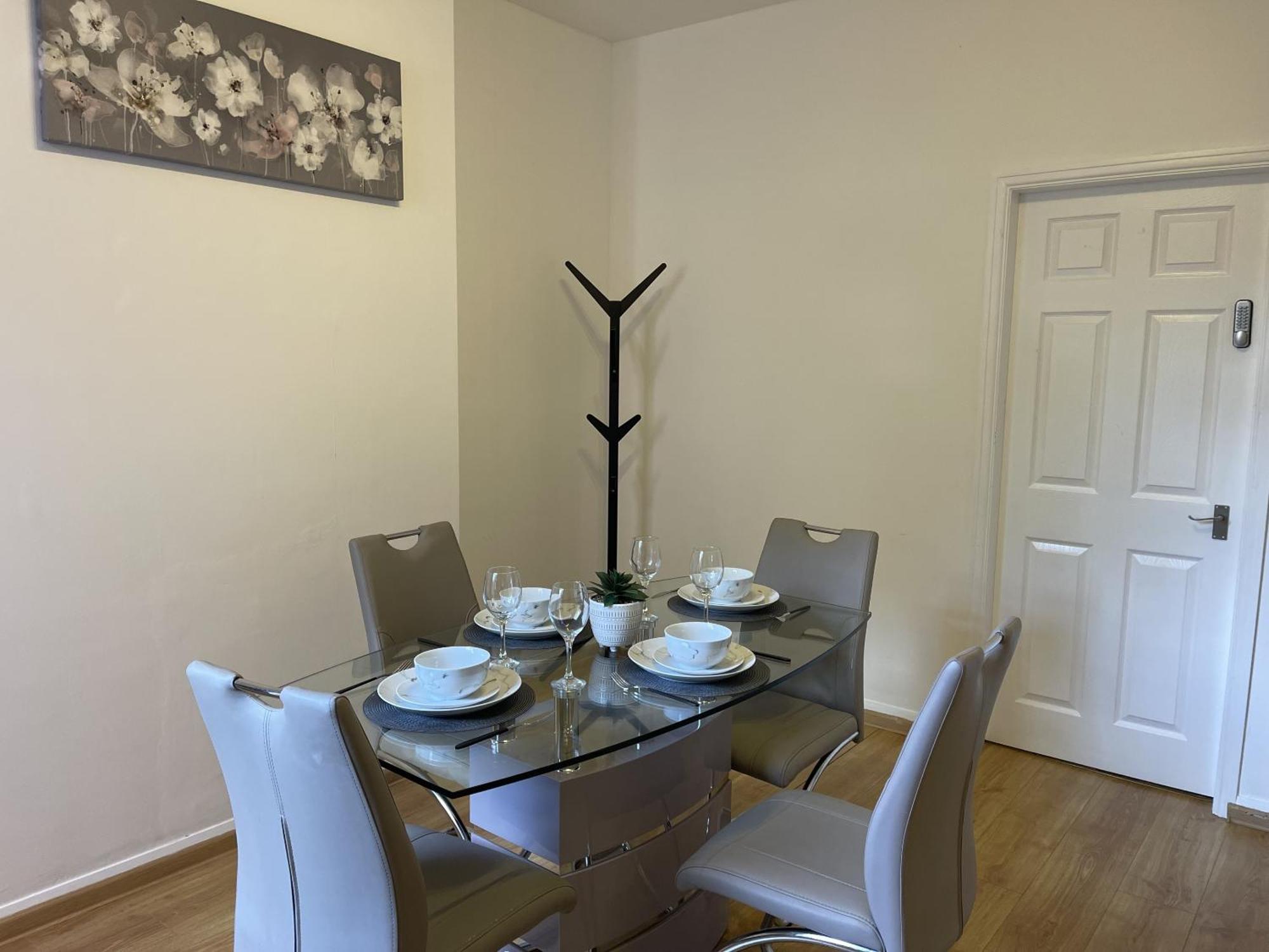 Robinhuts - 3 Bed Accommodation -Perfect For Contractors, Families & Students Kingston upon Hull Luaran gambar