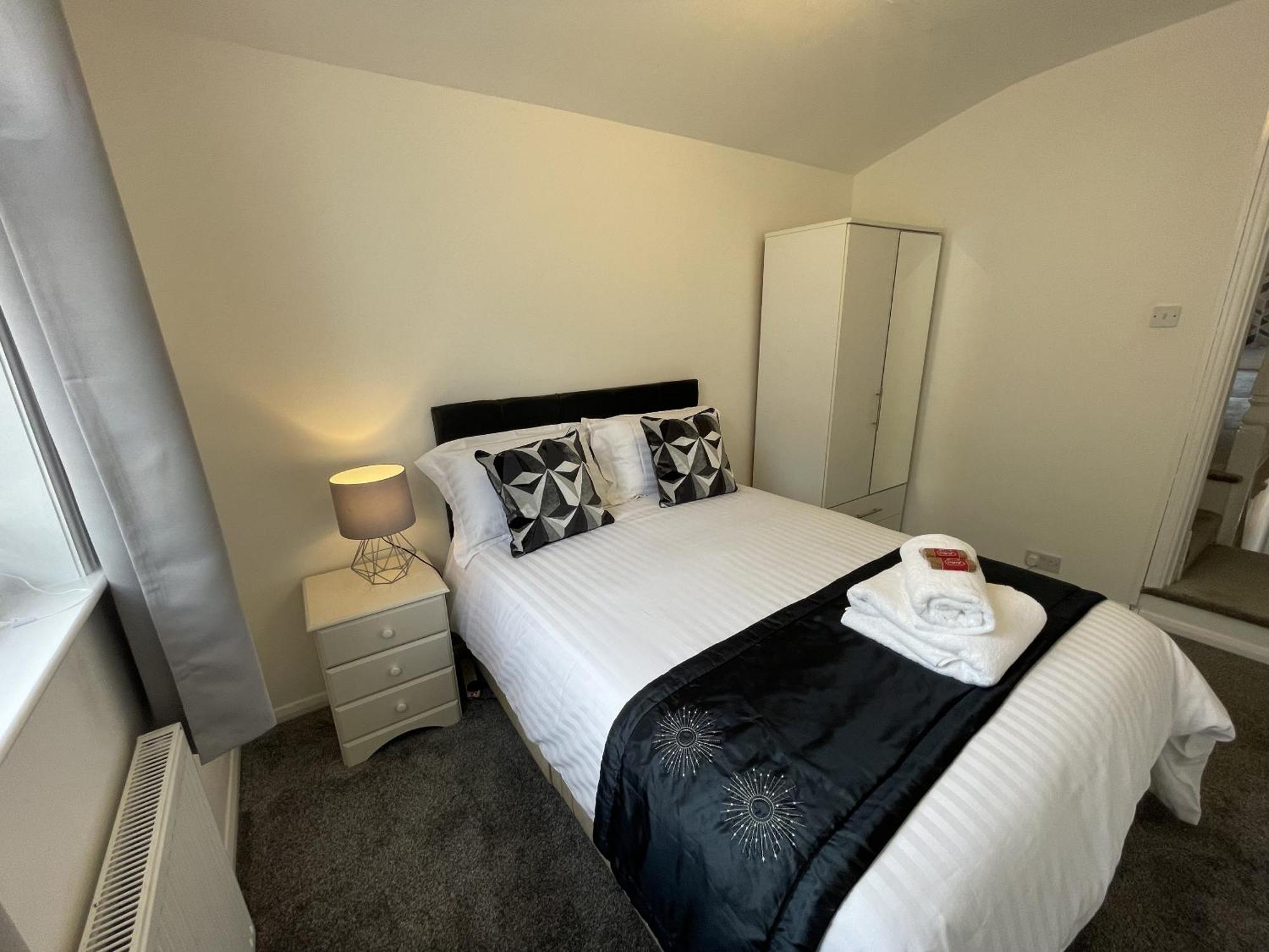 Robinhuts - 3 Bed Accommodation -Perfect For Contractors, Families & Students Kingston upon Hull Luaran gambar